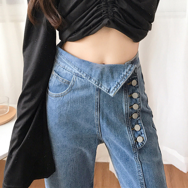 Дамски актуални дънки тип чарлстон със странични копчета 