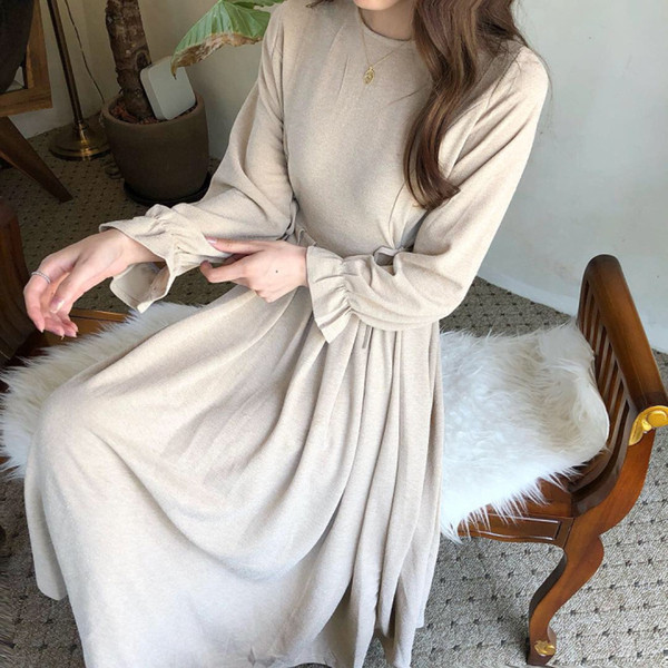 Стилна дамска рокля с еластична талия в няколко цвята