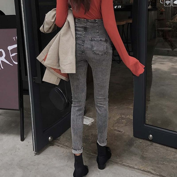 Дамски ежедневни дънки Slim модел в два цвята