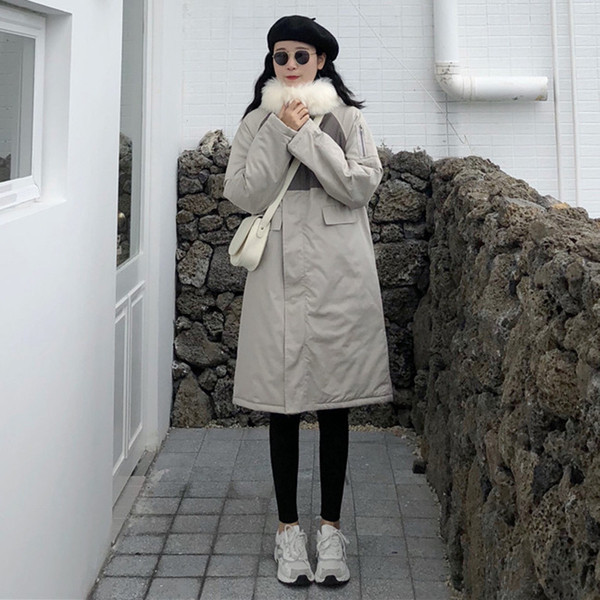 Дамско зимно яке дълъг модел с качулка в светъл цвят