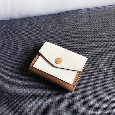 Стилен дамски портфейлот еко кожа два модела в пет цвятаот еко кожа