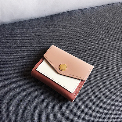 Стилен дамски портфейлот еко кожа два модела в пет цвятаот еко кожа