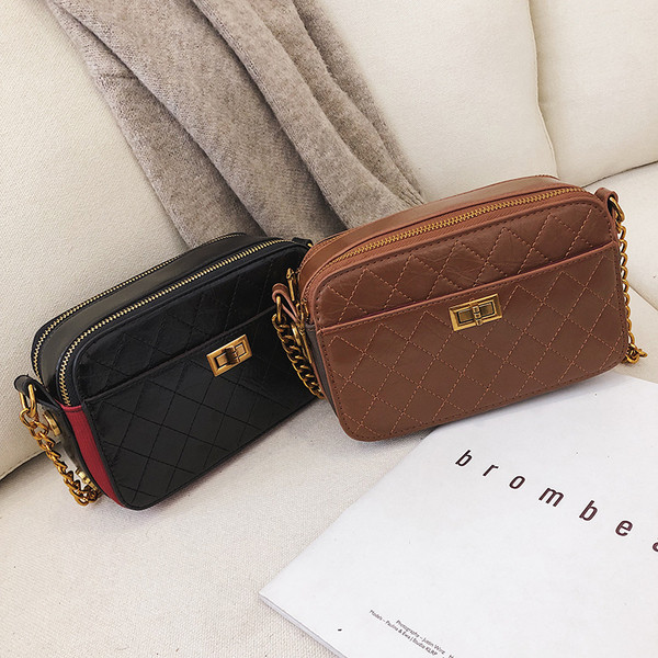 Geanta de dama moderna din piele ecologica de culoare maro, negru si visiniu