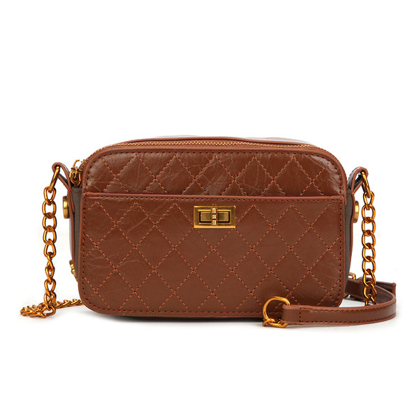 Geanta de dama moderna din piele ecologica de culoare maro, negru si visiniu