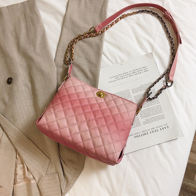 Geantă de mână elegantă în două mărimi - trei culori