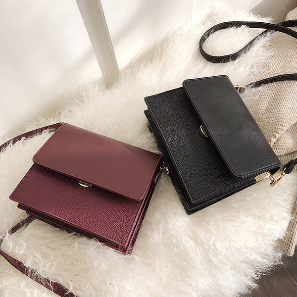 Μικρί τσάντα  από οικολογικό δέρμα σε δύο χρώματα