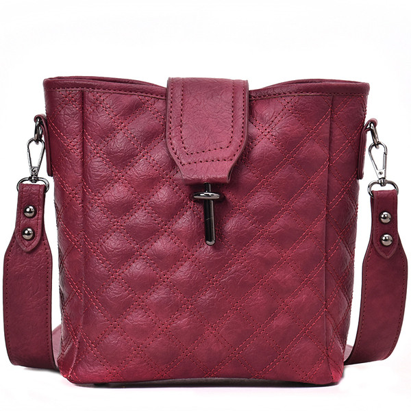 Γυναικεία τσάντα  από οικολογικό δέρμα - τρία χρώματα