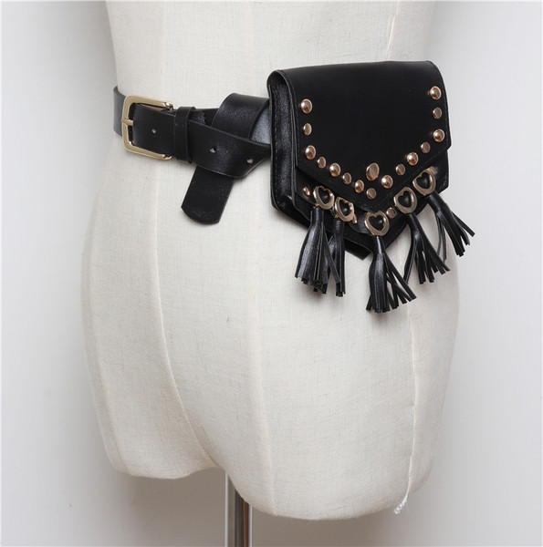 Curea de dama moderna cu portofel cu elemente metalice si ciucuri in negru