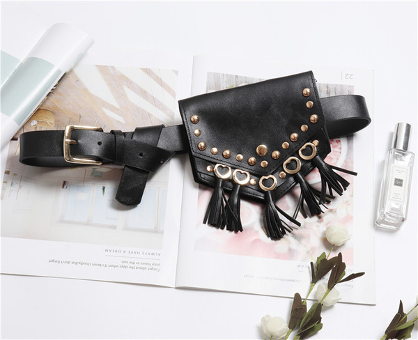 Curea de dama moderna cu portofel cu elemente metalice si ciucuri in negru