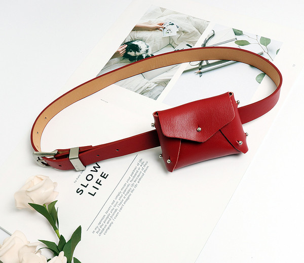 Актуален дамски колан с портфейл в няколко цвята