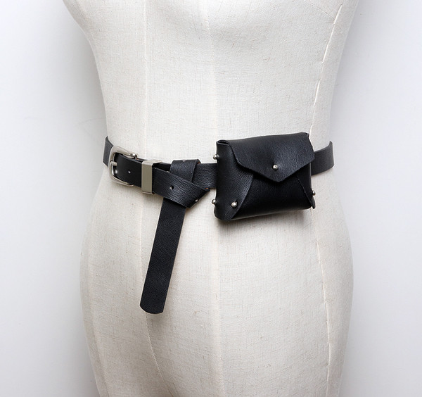 Актуален дамски колан с портфейл в няколко цвята