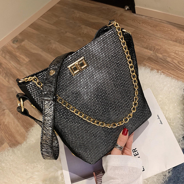 Νέο μοντέλο γυναικεία τσάντα με λαμπερά μοτίβα σε δύο χρώματα