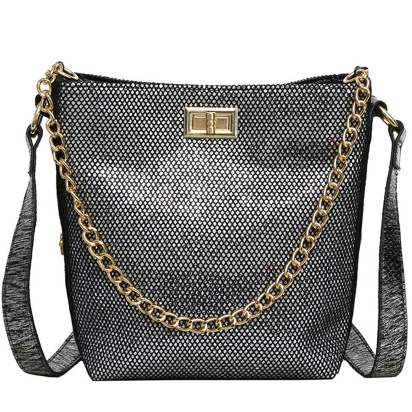 Νέο μοντέλο γυναικεία τσάντα με λαμπερά μοτίβα σε δύο χρώματα