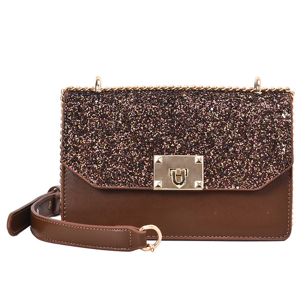 Стилна дамска чанта от еко кожа в черен, кафяв и червен цвят