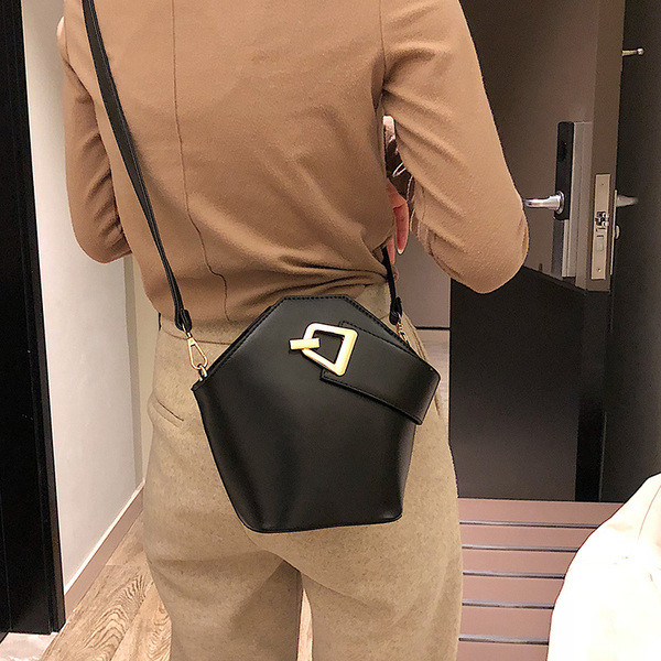 Öko bőrből készült mini női táska négy színben