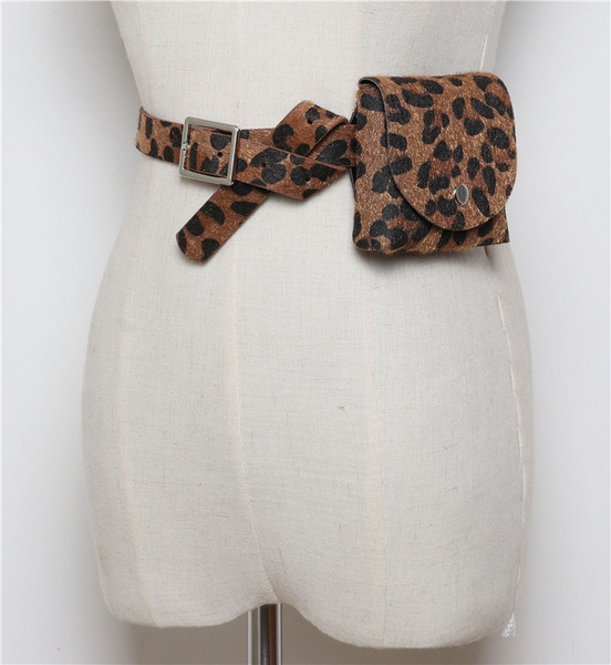 Модерен дамски колан с портфейл в леопардов десен - четири цвята