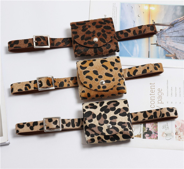 Модерен дамски колан с портфейл в леопардов десен - четири цвята
