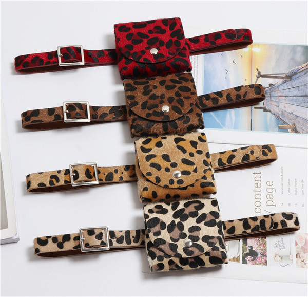 Модерен дамски колан с портфейл в леопардов десен - четири цвята