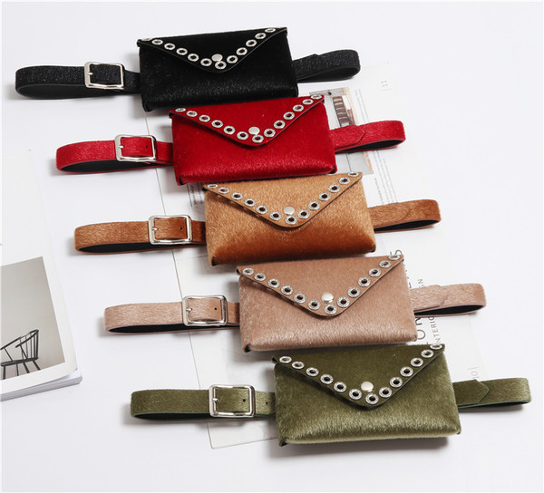 Modern női öv pénztárcával fém elemekkel több színben