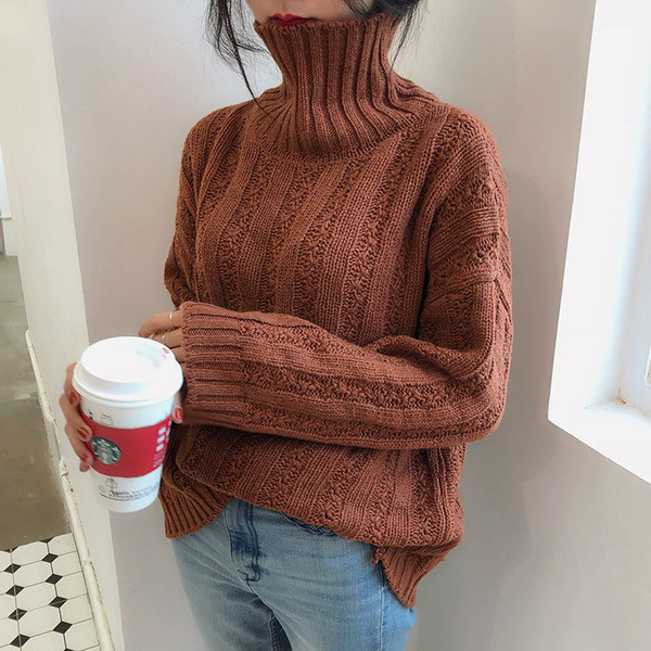 Χειμερινό γυναικείο πουλόβερ σε δύο χρώματα