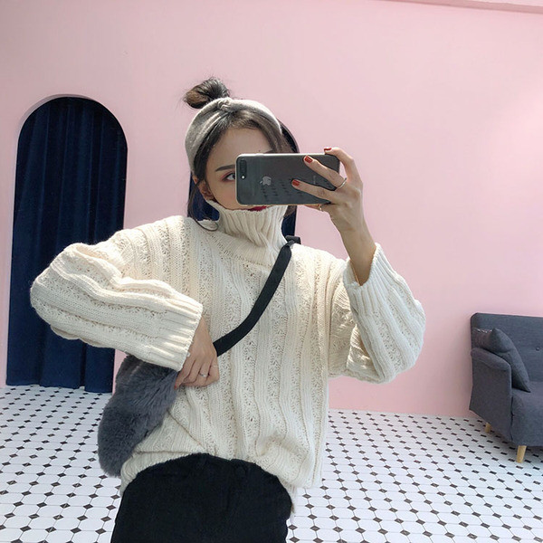 Χειμερινό γυναικείο πουλόβερ σε δύο χρώματα