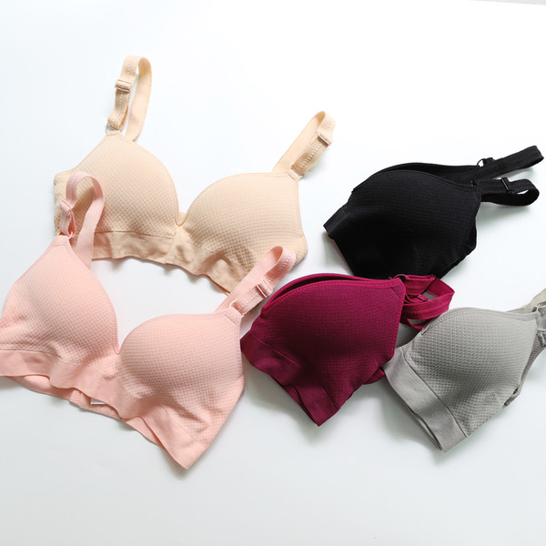 Αθλητικό σουτιέν  σε πέντε χρώματα