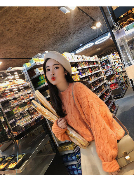 Aktuális női kötött pulóver több színben