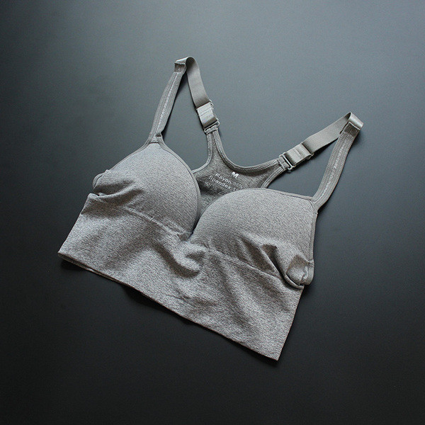 Άνετο αθλητικό σουτιέν σε τρία χρώματα