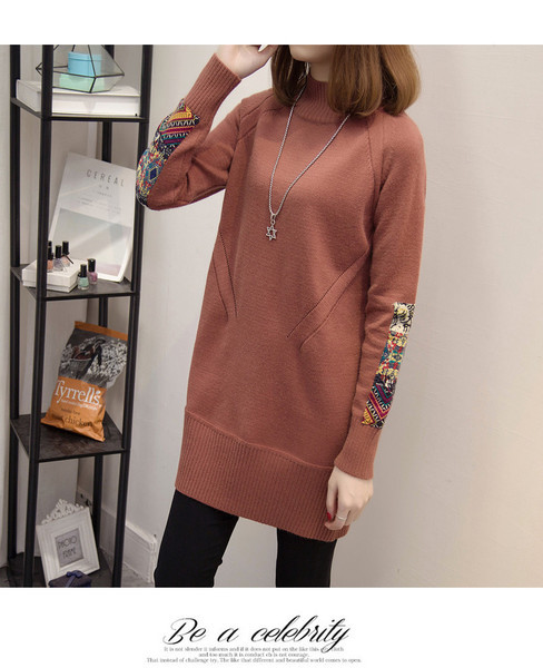 Μοντέρνο μακρύ μοντέλο γυναικείο πουλόβερ με έγχρωμο κέντημα σε διάφορα χρώματα