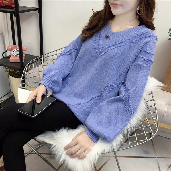 Μοντέρνα  γυναικεία μπλούζα με διακόσμηση σχήματος V σε τέσσερα χρώματα