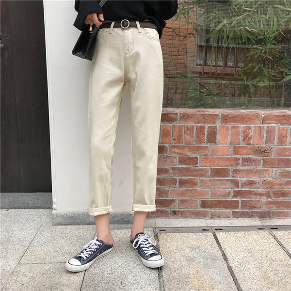 Blugi actuali de dama de culoare deschisa