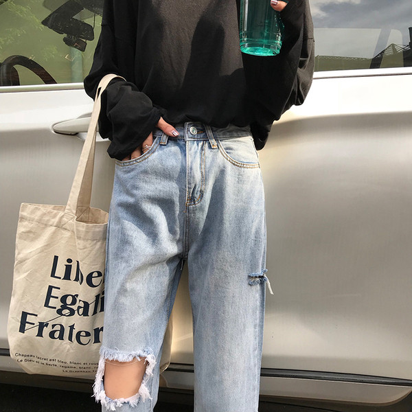 Női farmer világos színű - széles modell