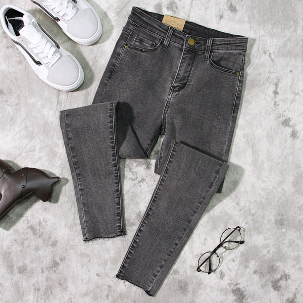 Női aktuális farmernadrág több színben