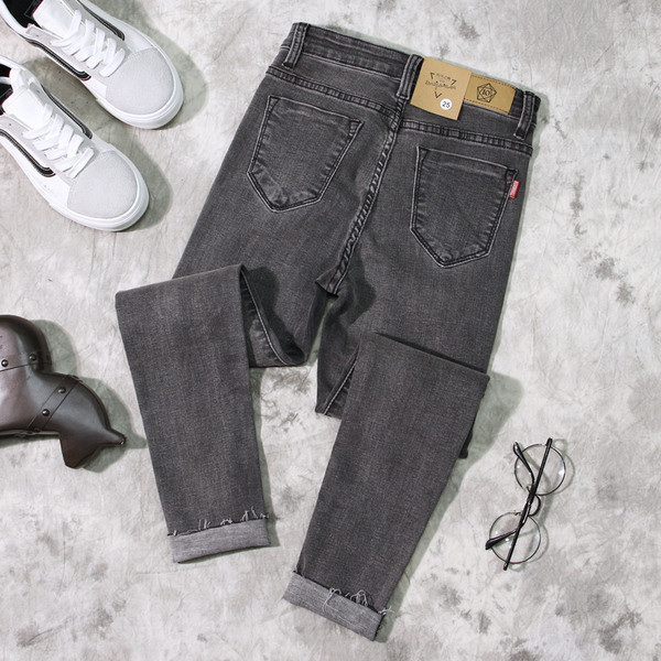 Női aktuális farmernadrág több színben