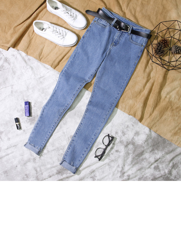 Aktuális női farmer két színben