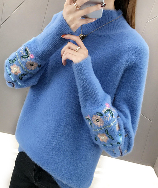 Puha téli pulóver színes hímzéssel több színben