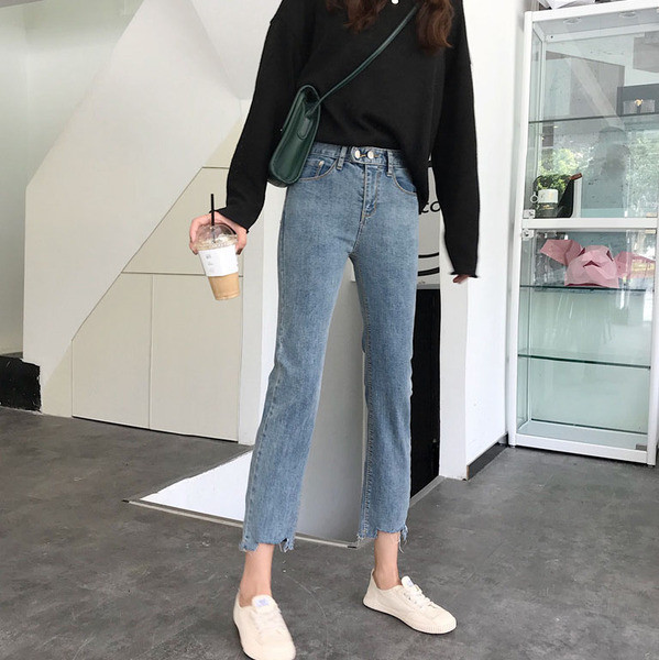 Alkalmi női farmer világoskék színben