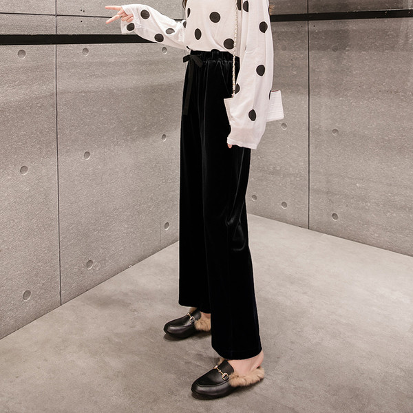 Aktuális női nadrág széles modell elasztikus derékkal több színben