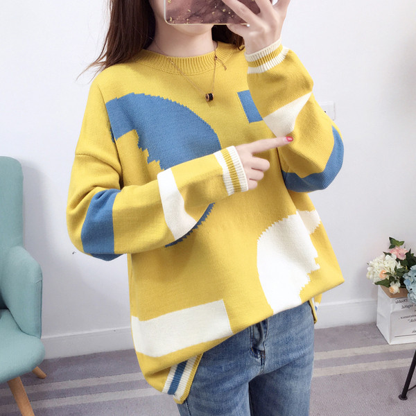 Modern női pulóver színes motívumokkal, több színben