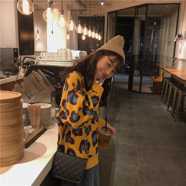 Női téli pulóver O-nyakkal