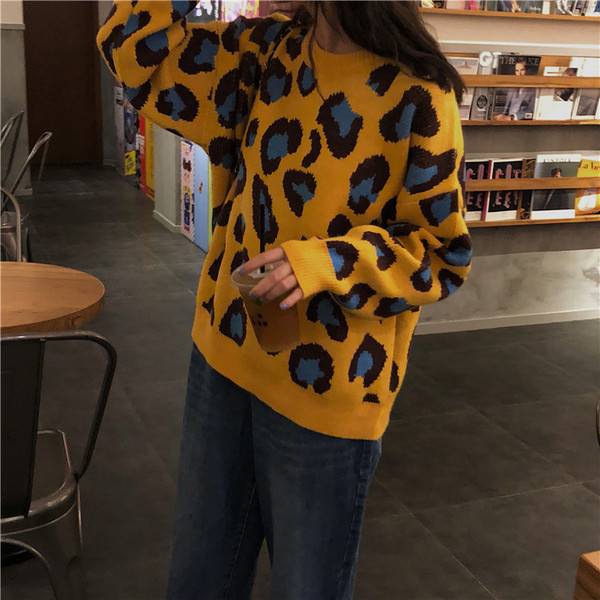 Női téli pulóver O-nyakkal