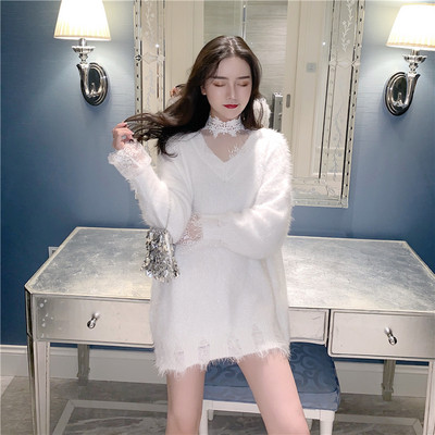 Modern női blúz csipke hosszú modellel, fehér színben