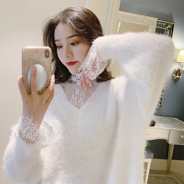 Modern női blúz csipke hosszú modellel, fehér színben