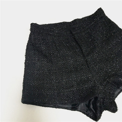 Aktuális női rövidnadrág magas derékkal minden évszakhoz