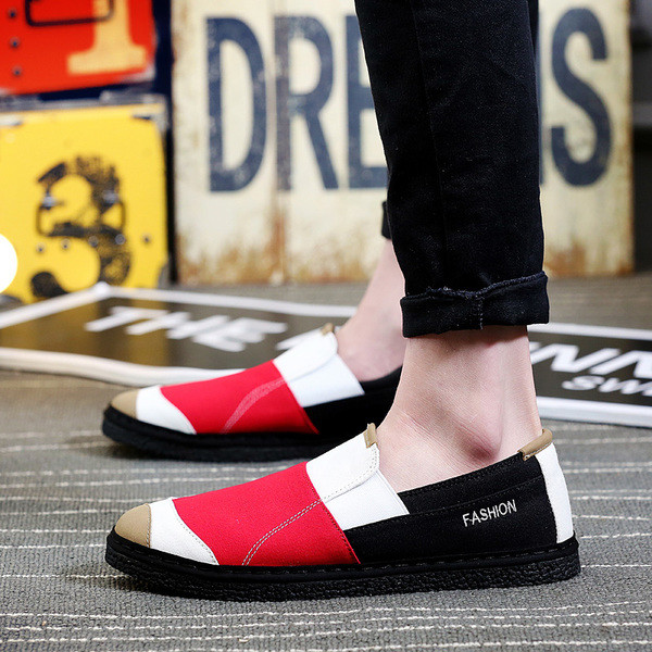 Ανδρικά μοκασίνια σε δύο χρώματα