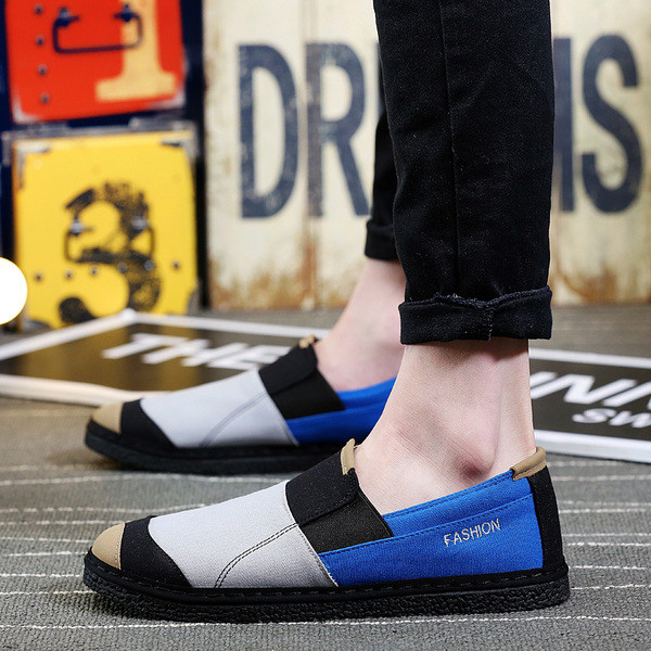 Ανδρικά μοκασίνια σε δύο χρώματα