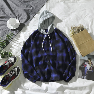 Άνετο ανδρικό  πουκάμισο με κουκούλα σε τρία χρώματα