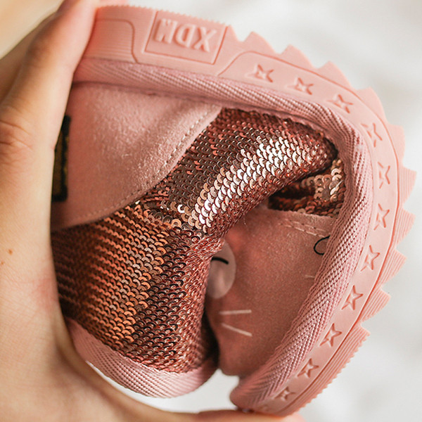 Παιδικές μπότες  αγόρια για κορίτσια με τρισδιάστατο στοιχείο και πούλιες σε δύο χρώματα