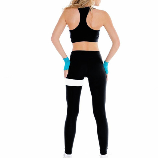 Γυναικείο  σετ για άθλημα σε μαύρο χρώμα σε δύο μέρη