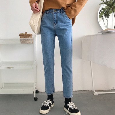 Γυναικεία casual τζιν σε ανοιχτό χρώμα